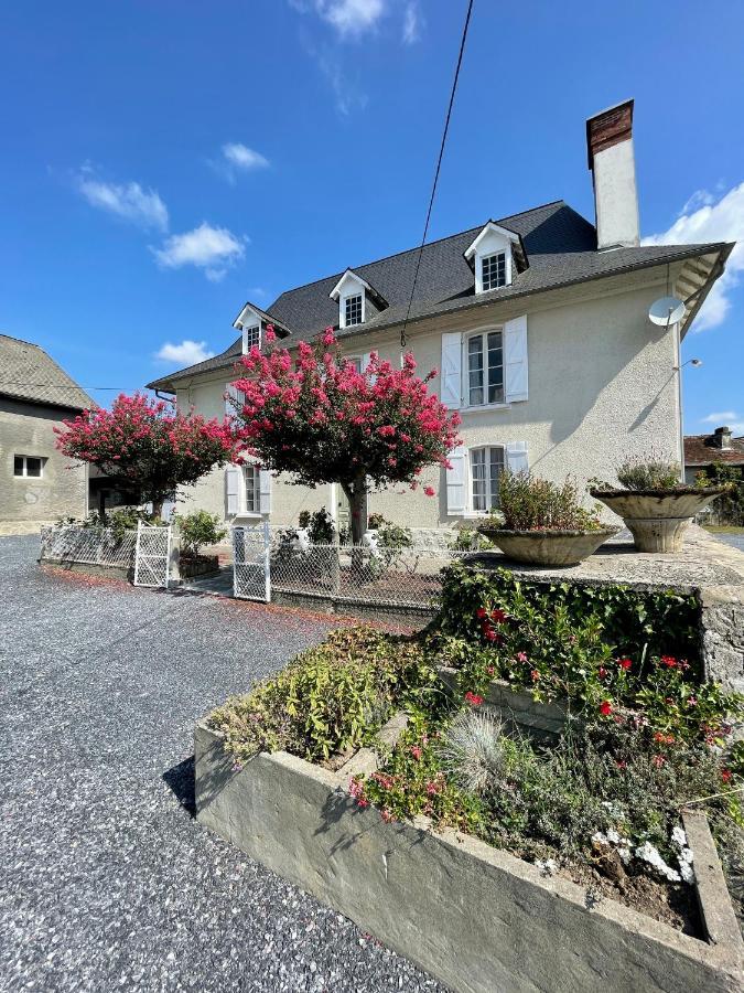 Maison De Maitre La Roseraie Avec Parc Arbore Bougarber Exterior photo
